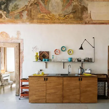 Appartamento Starhost - Trotula Charming